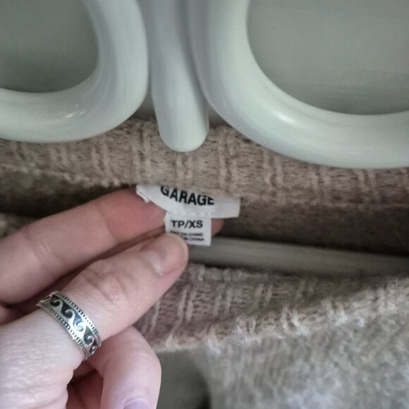 GARAGE SWEATER XS - Picture 3 of 3